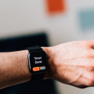 a-smart-watch-showing-that-the-timer-is-complete Ρολόι 024