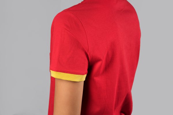 bright-red-t-shirt-shoulder Πουκάμισο Κόκκινο 004