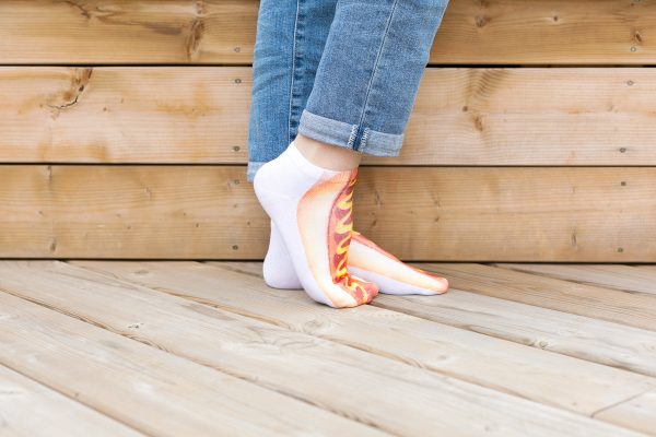 feet-pose-in-hot-dog-socks Κάλτσες 007