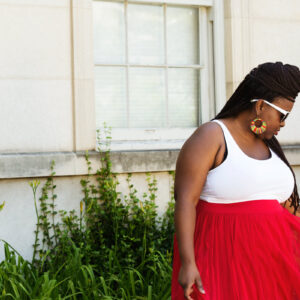 female-fashion-model-with-red-skirt Φούστα Κόκκινο 002