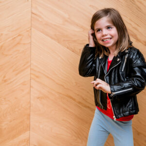 girl-in-biker-jacket Μπουφάν 004