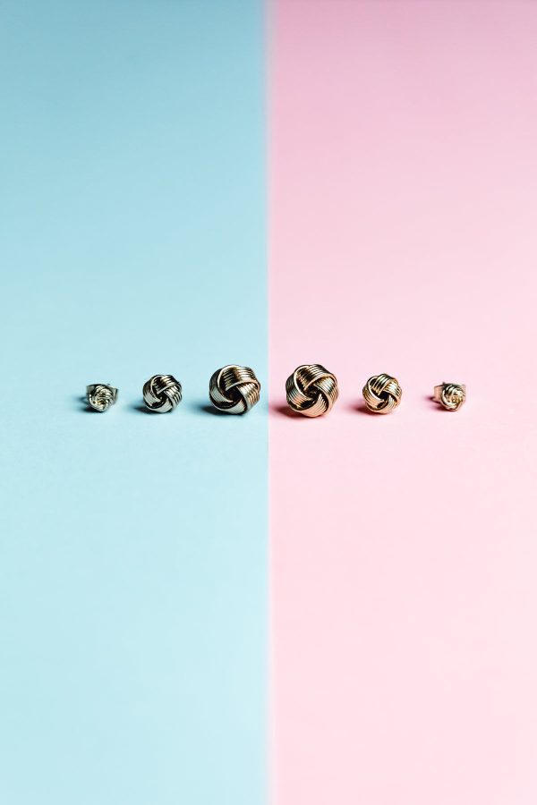 half-blue-and-half-pink-photo-with-earrings-lined-up Σκουλαρίκια Μπλε