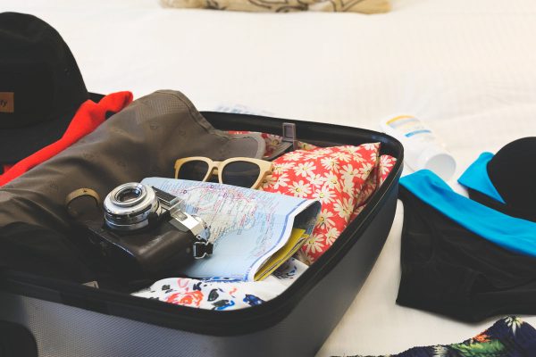 holiday-suitcase Βαλίτσα