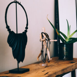 jewelry-as-art-for-your-home Κόσμημα 006