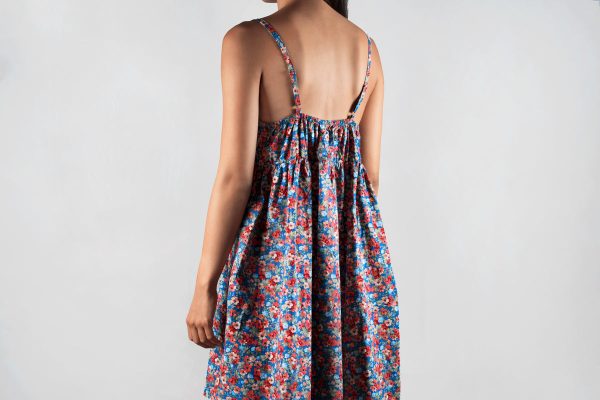 light-summer-dress-with-flowers Φόρεμα Καλοκαιρινό 005