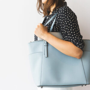 modern-blue-handbag Τσάντα Χειρός Μοντέρνο Μπλε