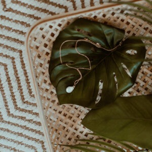 necklace-laying-on-a-monstera-leaf Κολιέ 013