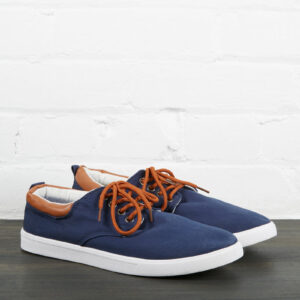 pair-of-navy-blue-skate-shoes Παπούτσια Μπλε Σκούρο