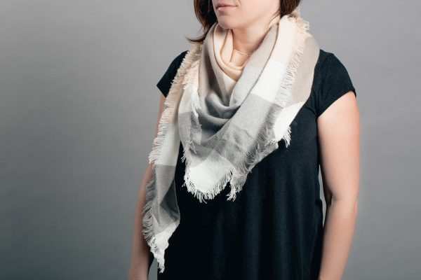 peach-and-grey-scarf-product Κασκόλ Γκρι 002