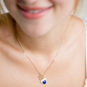 photo-of-a-persons-neck-with-a-gold-necklace Κολιέ Χρυσό 009