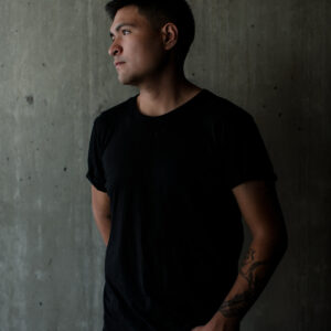 profile-of-a-person-in-black-tee T-shirt Μαύρο 003
