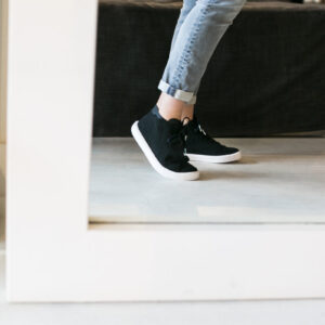 trying-on-shoes Παπούτσια 015