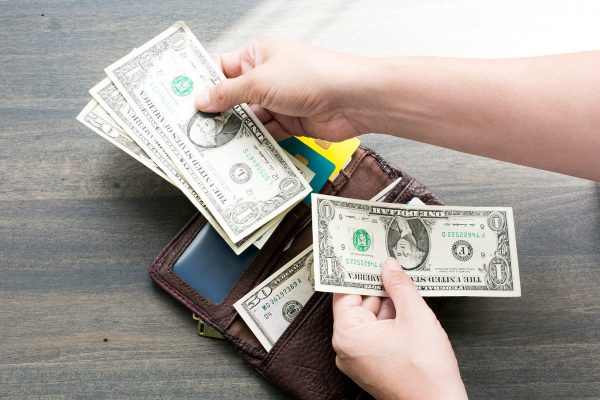 wallet-and-money Πορτοφόλι