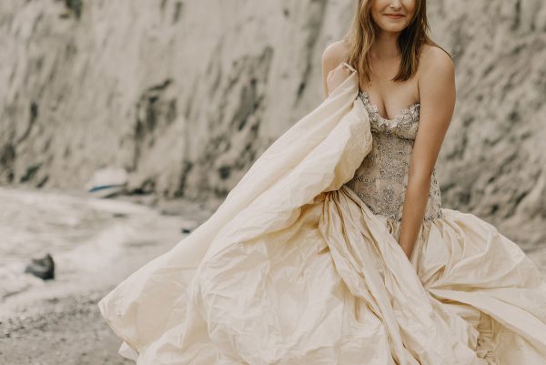 wedding-fashion-gown-on-beach Μακρύ Φόρεμα 010