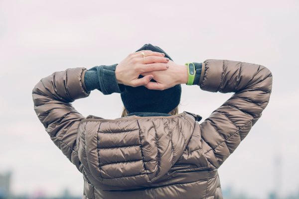 woman-wearing-winter-jacket Μπουφάν Χειμερινό