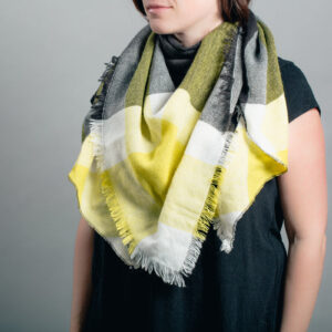 yellow-and-grey-scarf-product Κασκόλ Κίτρινο